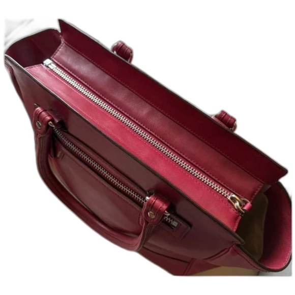 Coach Red Leather City Tote Bag – Classic Style - Picture 9 of 10